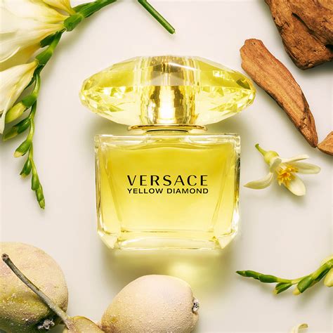 versace yellow diamond eau de toilette 30ml|cheapest Versace yellow diamonds.